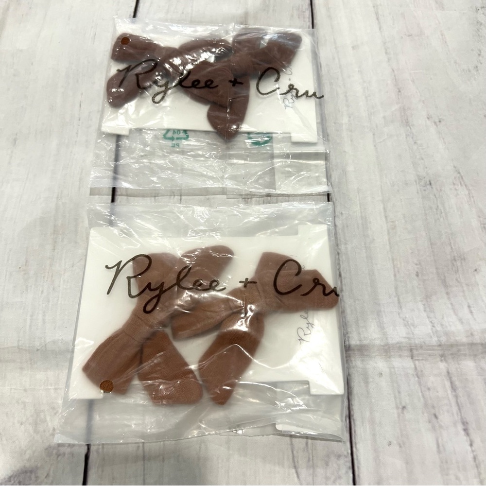 🆕NWT Rylee + Cru 2 Sets of Bow Hair Clips